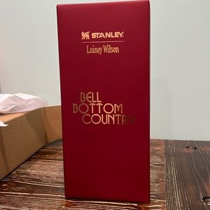 Stanley x Lainey Wilson Country Gold